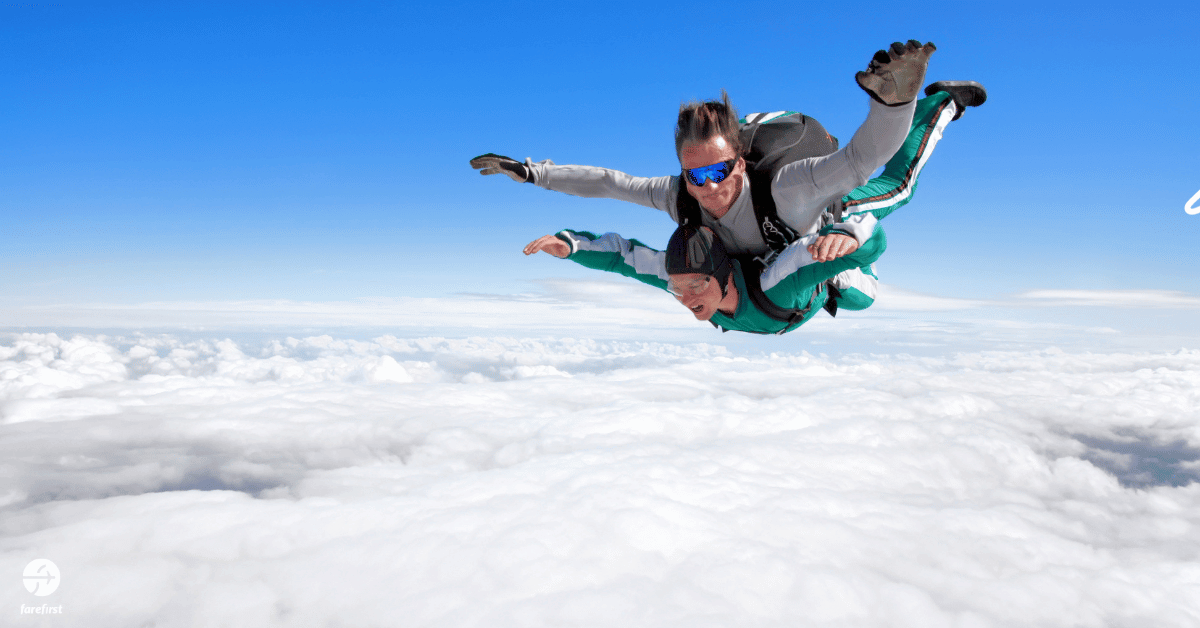 paragliding-and-skydiving-soar-above-the-spectacular-scenery